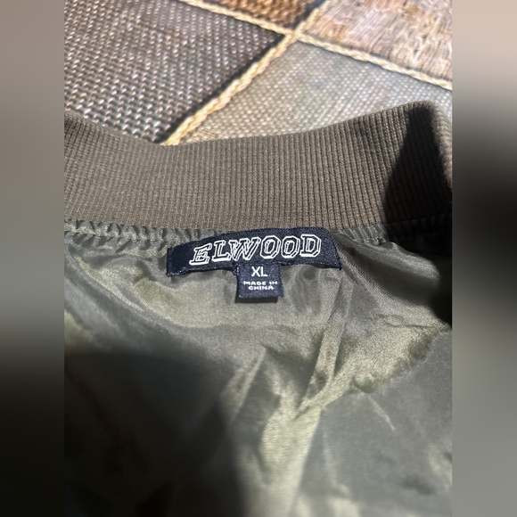 Chic Olive Bomber Jacket for Women XL - Picture 5 of 10